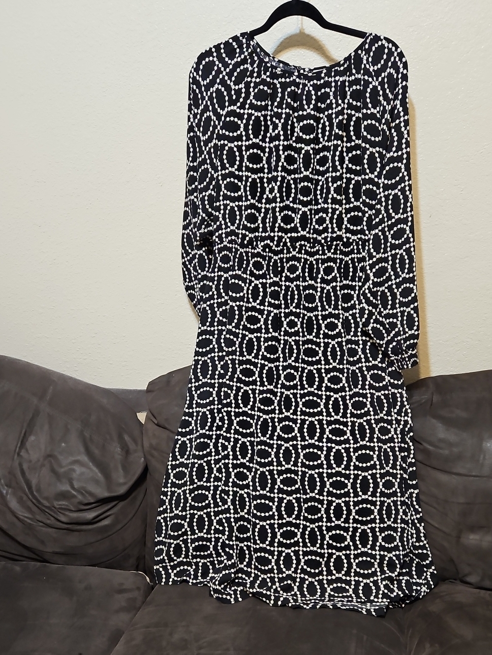 H&M Black and White Geometric Maxi Skirt